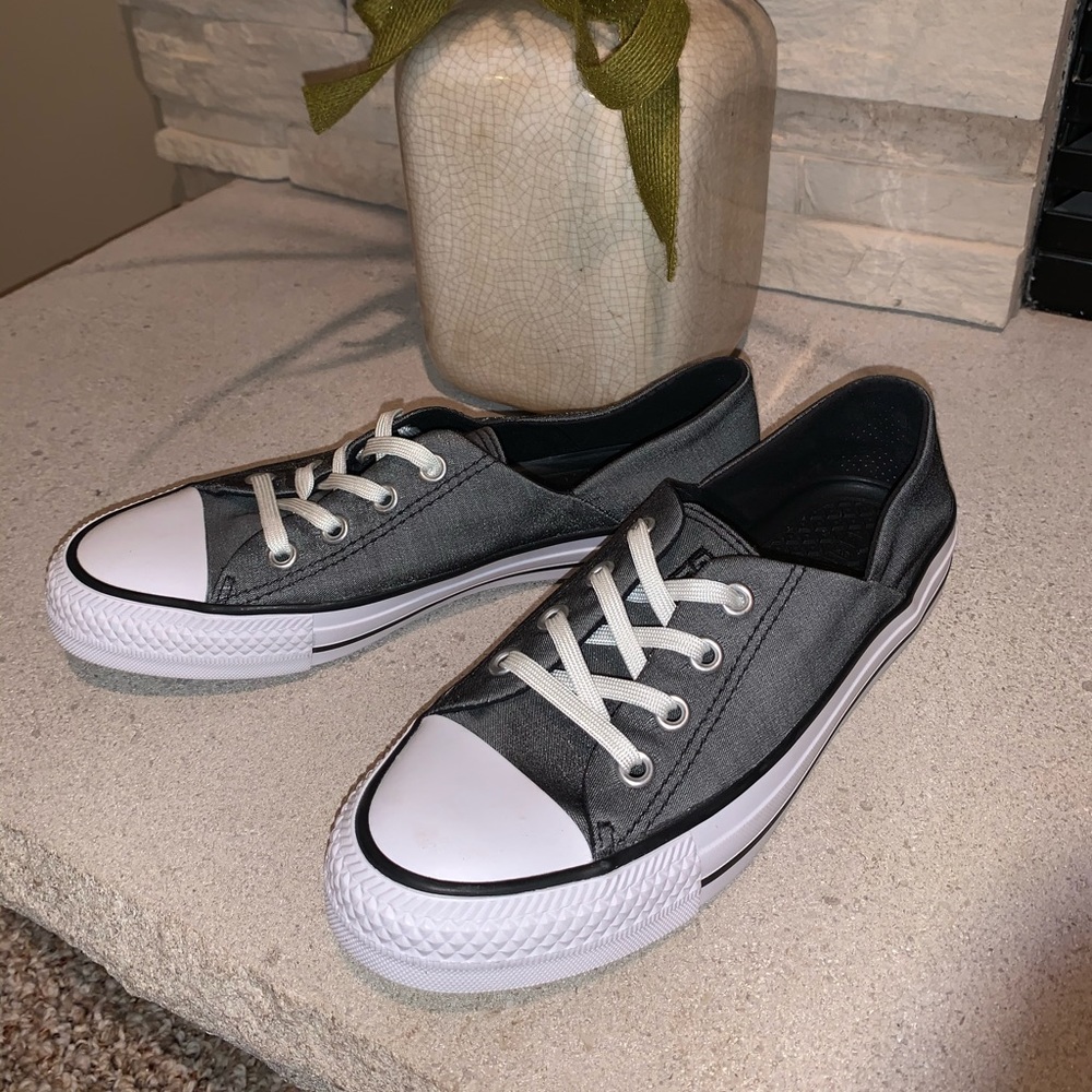 ❌SOLD❌ Women’s low rise Converse All Stars - Picture 3 of 6